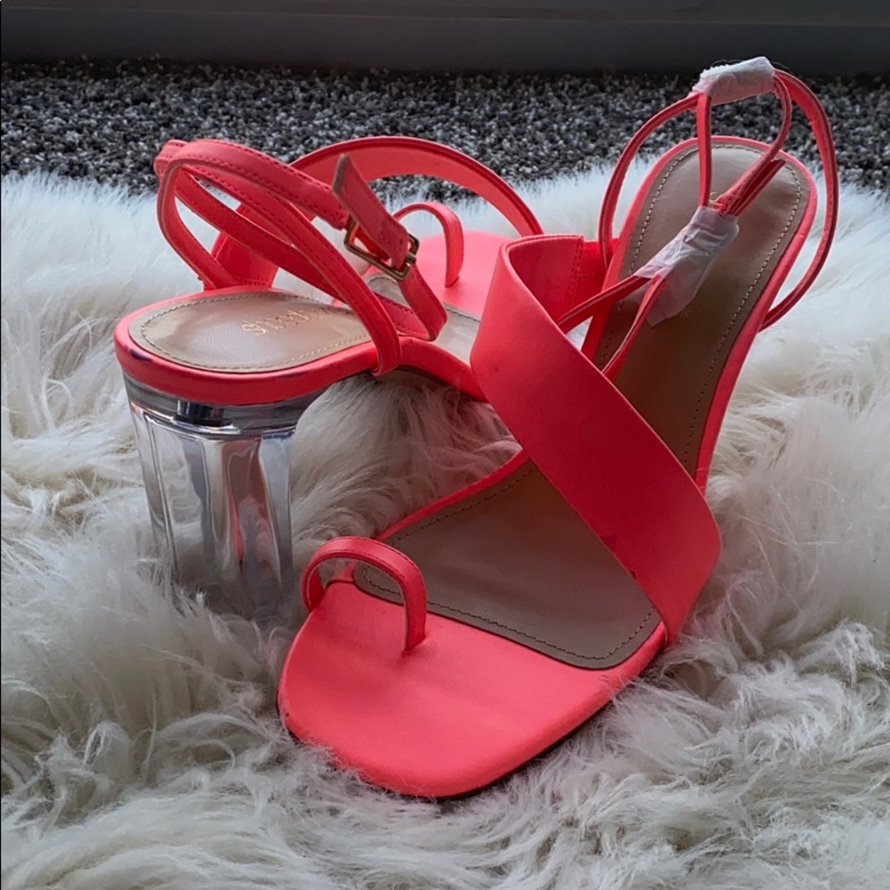 Neon heels - Picture 4 of 7